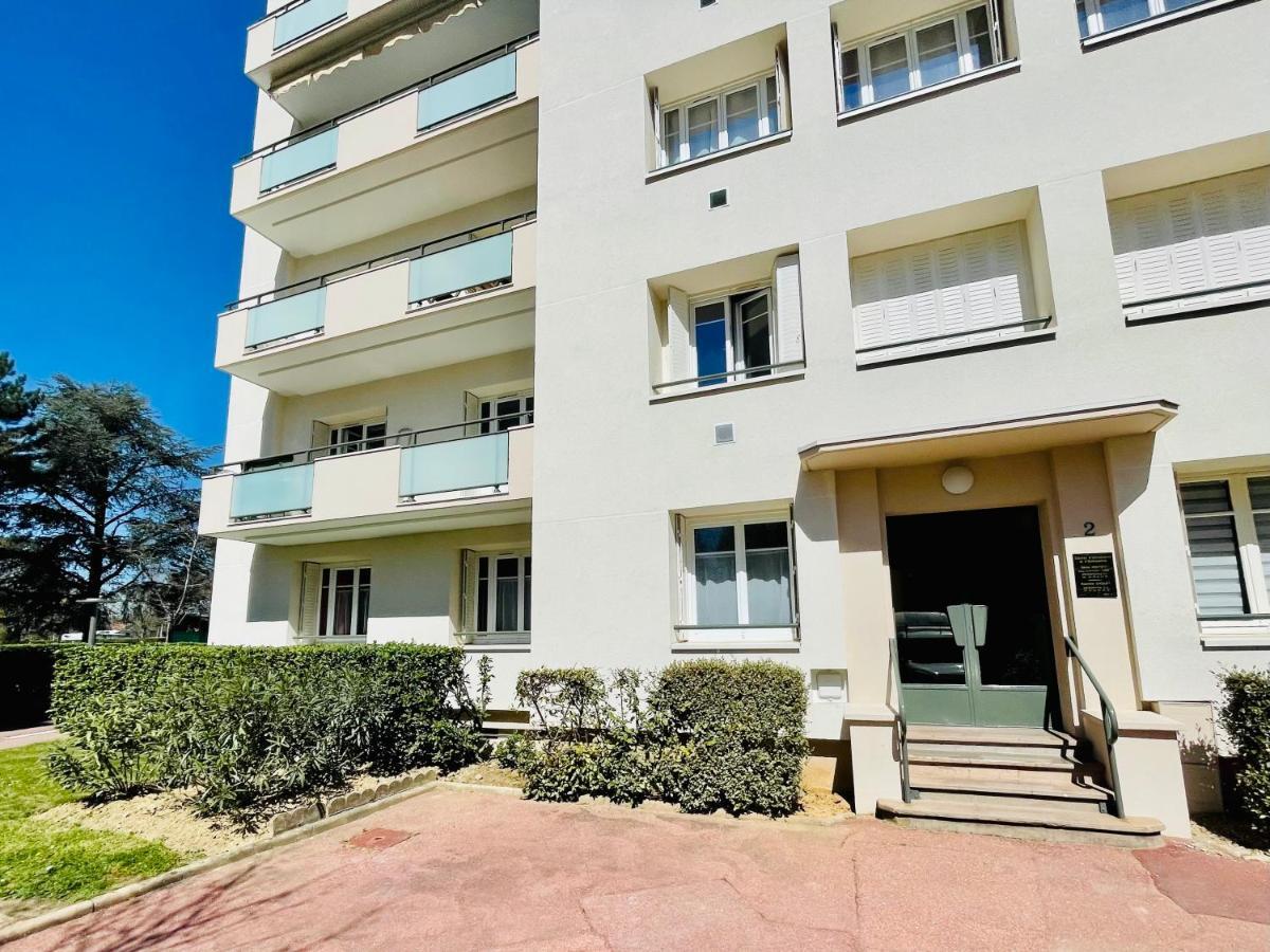 Magnifique Studio Independant Au Rez-De-Chaussee Тасен-ла-Деми-Люн Екстериор снимка